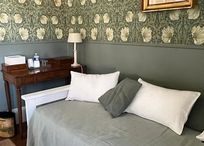 Bed & Breakfast Erlande 3*